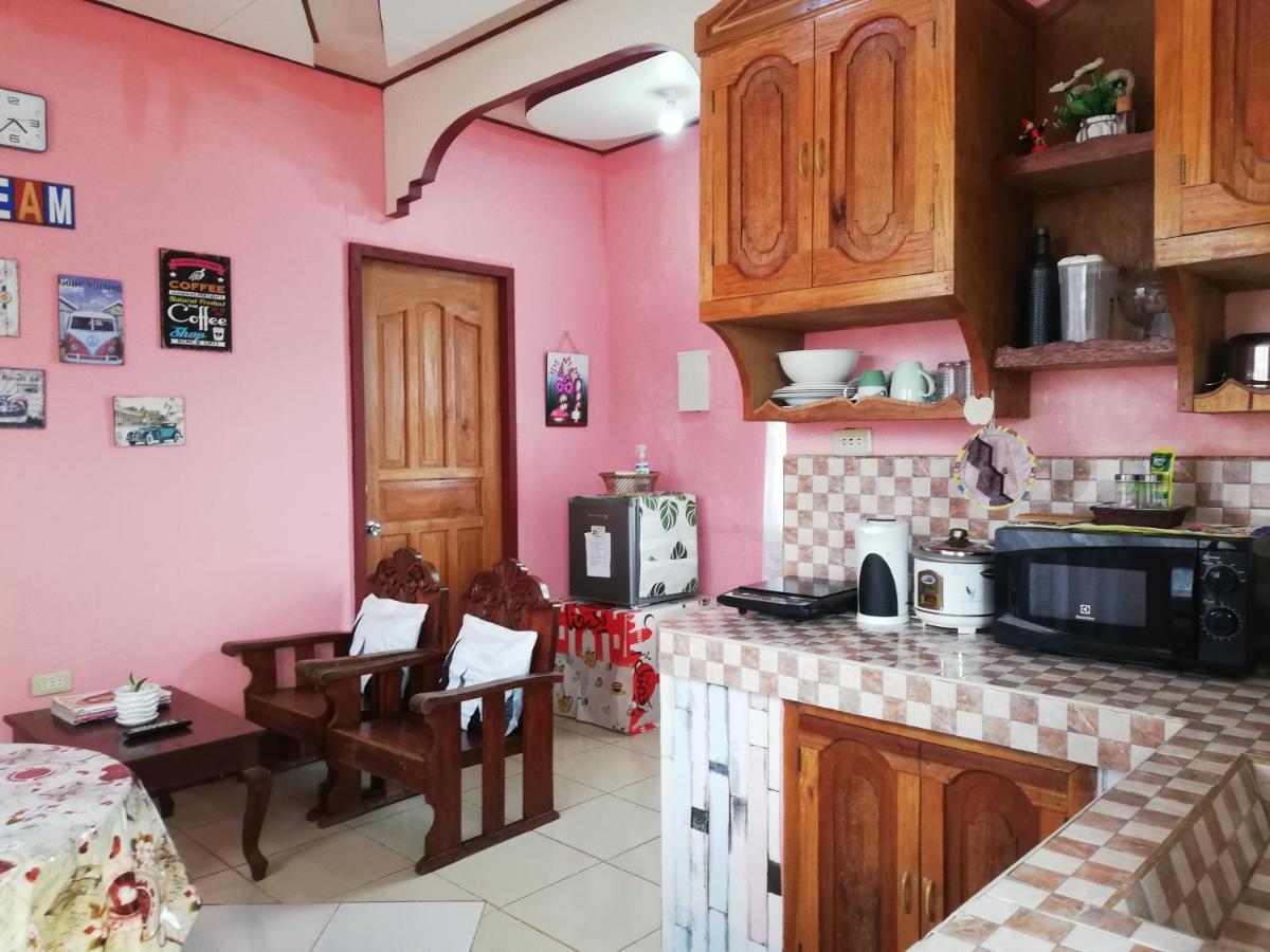 Agimats Crib Palawan Appartement Puerto Princesa Buitenkant foto